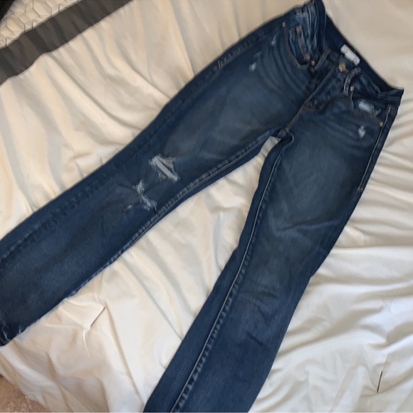 Good American Jeans - Picture 4 of 10